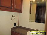 2015 Fleetwood Bounder Photo #18