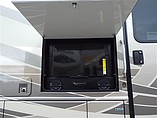2015 Fleetwood Bounder Photo #21