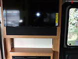 2015 Fleetwood Bounder Photo #20