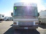 2001 Fleetwood Bounder Photo #2