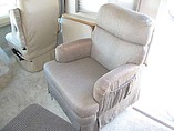 2001 Fleetwood Bounder Photo #10