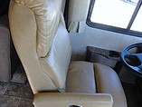 2011 Fleetwood Bounder Photo #10