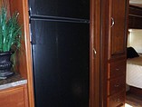 2011 Fleetwood Bounder Photo #19