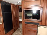2013 Fleetwood Bounder Photo #10