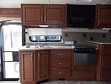 2013 Fleetwood Bounder Photo #11