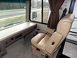 2013 Fleetwood Bounder Photo #14
