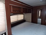 2013 Fleetwood Bounder Photo #15