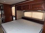 2013 Fleetwood Bounder Photo #18