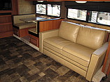 2014 Fleetwood Bounder Photo #6