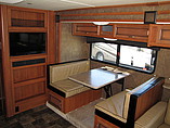 2014 Fleetwood Bounder Photo #7