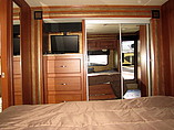 2014 Fleetwood Bounder Photo #9