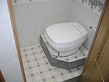 1998 Fleetwood Bounder Photo #11