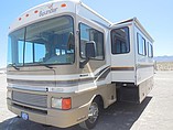 1999 Fleetwood Bounder Photo #2