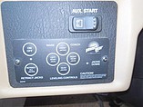 1999 Fleetwood Bounder Photo #8