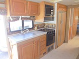 1999 Fleetwood Bounder Photo #10