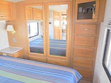 1999 Fleetwood Bounder Photo #14