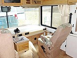 1999 Fleetwood Bounder Photo #8