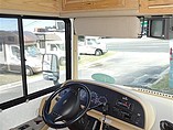 1999 Fleetwood Bounder Photo #11