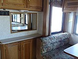 1999 Fleetwood Bounder Photo #16