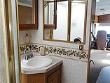 1999 Fleetwood Bounder Photo #23