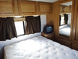 1999 Fleetwood Bounder Photo #28