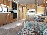 1999 Fleetwood Bounder Photo #11