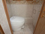 1999 Fleetwood Bounder Photo #22