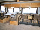 2000 Fleetwood Bounder Photo #5