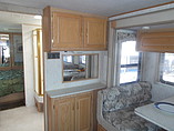 2000 Fleetwood Bounder Photo #13