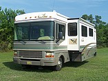 2000 Fleetwood Bounder Photo #8