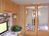 2000 Fleetwood Bounder Photo #29