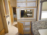 2001 Fleetwood Bounder Photo #21