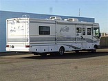 2001 Fleetwood Bounder Photo #30