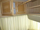 2001 Fleetwood Bounder Photo #43
