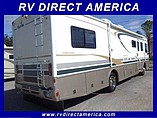 2001 Fleetwood Bounder Photo #2