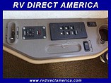 2001 Fleetwood Bounder Photo #12