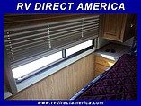 2001 Fleetwood Bounder Photo #22
