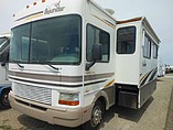 2002 Fleetwood Bounder Photo #2