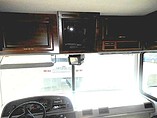 2002 Fleetwood Bounder Photo #7