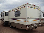 2002 Fleetwood Bounder Photo #3