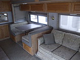 2002 Fleetwood Bounder Photo #10