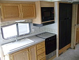 2002 Fleetwood Bounder Photo #11