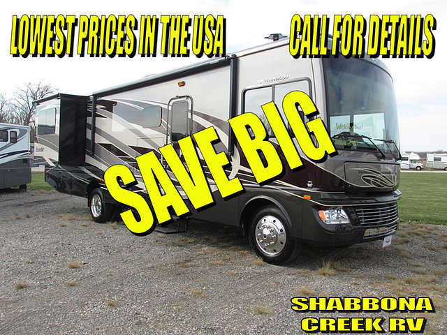 2015 Fleetwood Bounder Photo