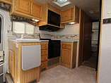 2002 Fleetwood Bounder Photo #6