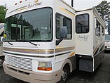 2002 Fleetwood Bounder Photo #4