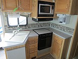 2002 Fleetwood Bounder Photo #8