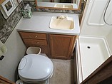 2002 Fleetwood Bounder Photo #10