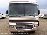 2005 Fleetwood Bounder Photo #3