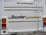 2005 Fleetwood Bounder Photo #6