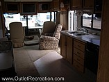 2005 Fleetwood Bounder Photo #20